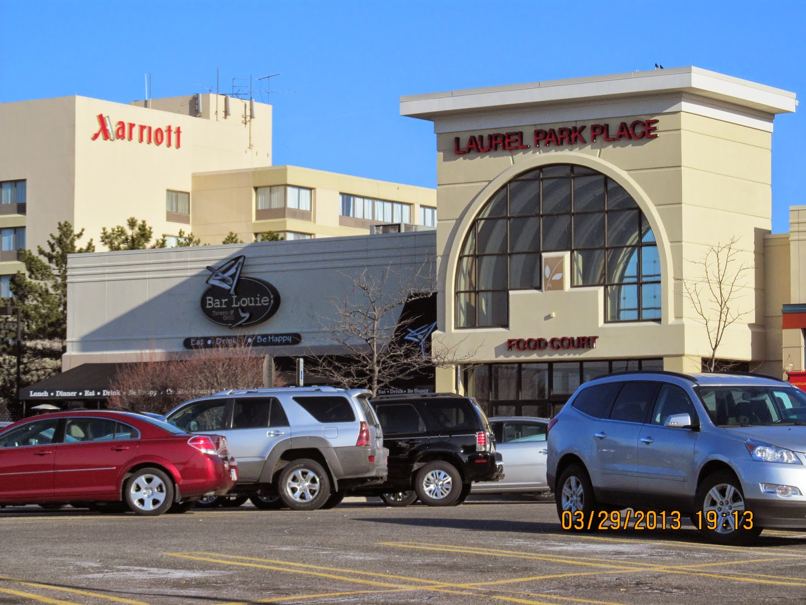 Livonia, mi, 48152 inside laurel park place mall hours: Trip to the Mall Laurel Park Place (Livonia, MI)